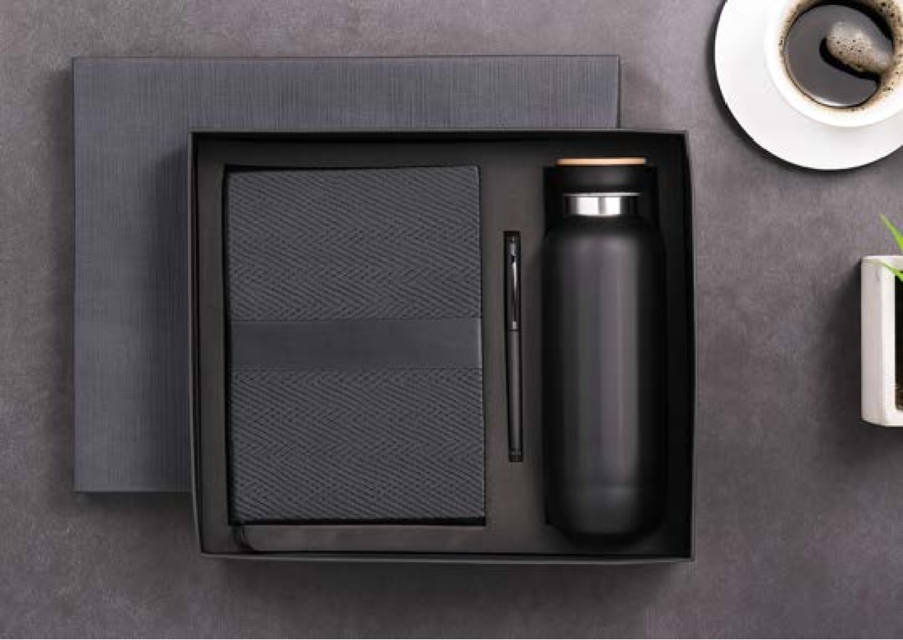 Signature Black Notebook & Thermal Flask Combo